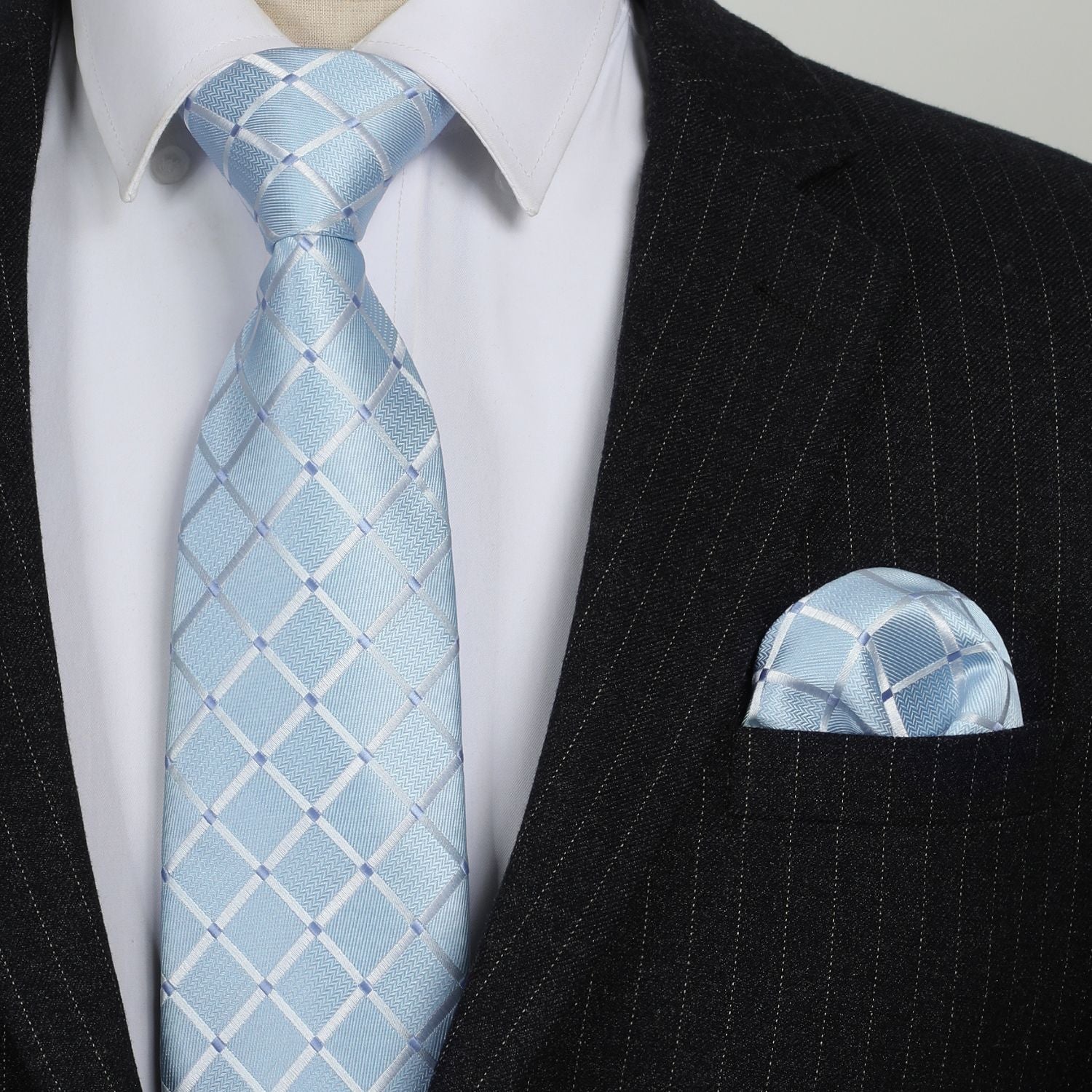 Hisdern Blue Plaid Pocket Square With Matching Tie
